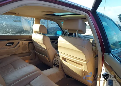 1997 BMW 740Il z USA, uszkodzony, nr VIN WBAGJ8328VDM01252